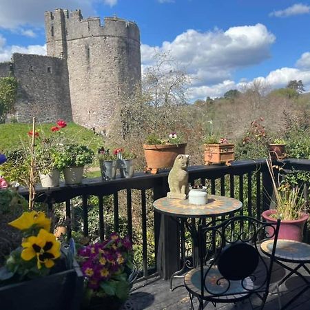 Chateau Terrace BnB Chepstow Extérieur photo